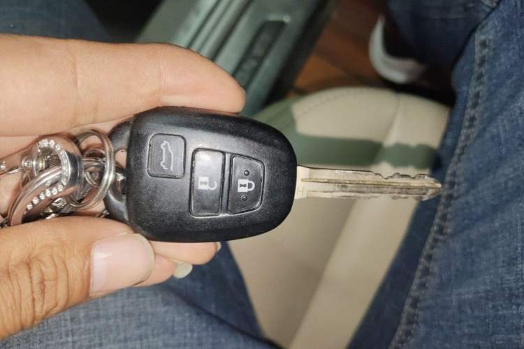Used Toyota Prado  Vehicle Key