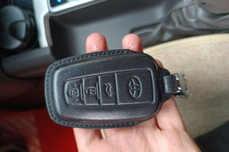Used Toyota Prado 2018 3.5L Automatic TX Vehicle Key