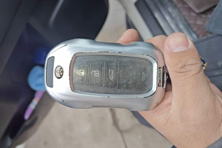 Used Toyota Prado 2018 3.5L Automatic SX Vehicle Key