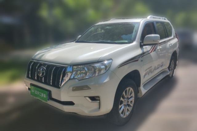 Ojetý Toyota Prado Middle East version, 4.0L, automatic, two airbags, no sunroof