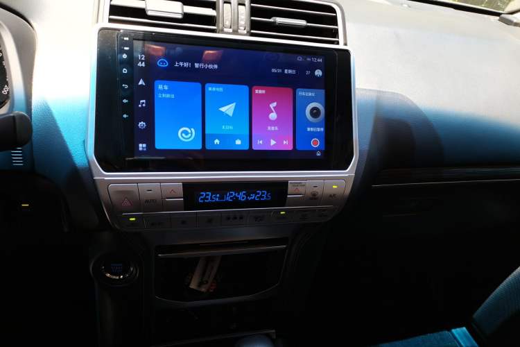 Used Toyota Prado 2019 3.5L Automatic TX-L Deluxe Edition with Rear-Mounted Spare Tire Audio And AC Panel