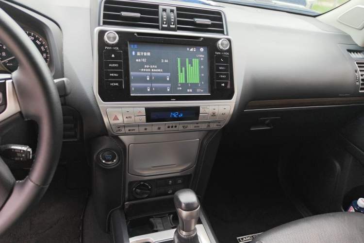 Used Toyota Prado 2019 3.5L Automatic TX-L Deluxe Edition with Rear-Mounted Spare Tire Audio And AC Panel