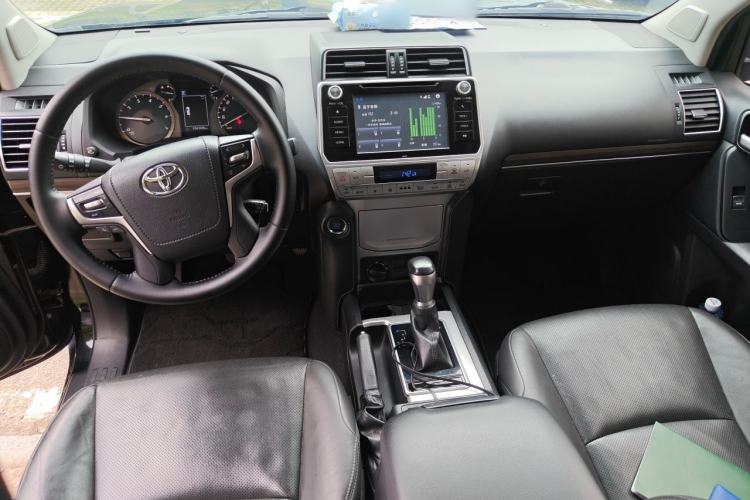 Used Toyota Prado 2019 3.5L Automatic TX-L Deluxe Edition with Rear-Mounted Spare Tire Center Console