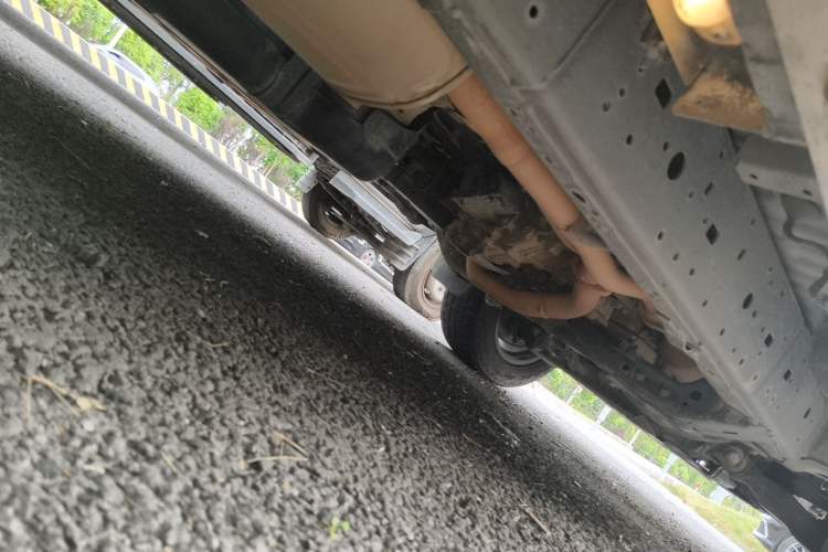 Used Toyota Prado 2019 3.5L Automatic TX-L Deluxe Edition with Rear-Mounted Spare Tire Chassis Front