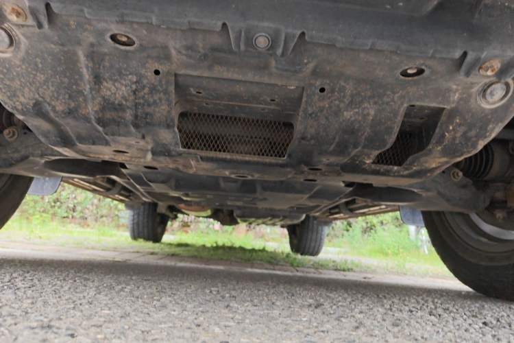 Used Toyota Prado 2019 3.5L Automatic TX-L Deluxe Edition with Rear-Mounted Spare Tire Chassis Front