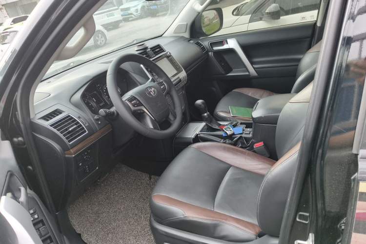 Used Toyota Prado 2019 3.5L Automatic TX-L Deluxe Edition with Rear-Mounted Spare Tire Driver Seat