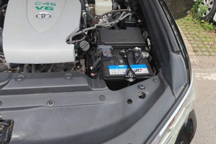 Used Toyota Prado 2019 3.5L Automatic TX-L Deluxe Edition with Rear-Mounted Spare Tire Engine Bay Left