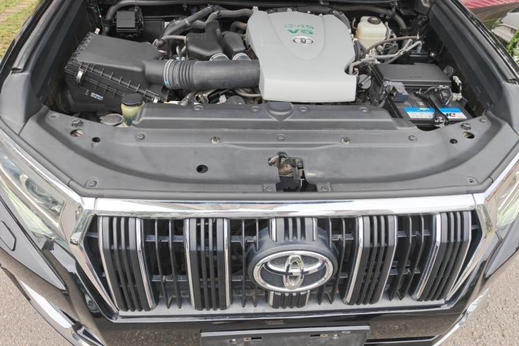 Used Toyota Prado 2019 3.5L Automatic TX-L Deluxe Edition with Rear-Mounted Spare Tire Engine Bay