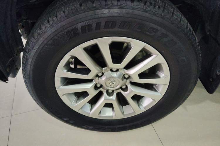 Used Toyota Prado 2019 4.0L TX-L Middle East Exterior 4