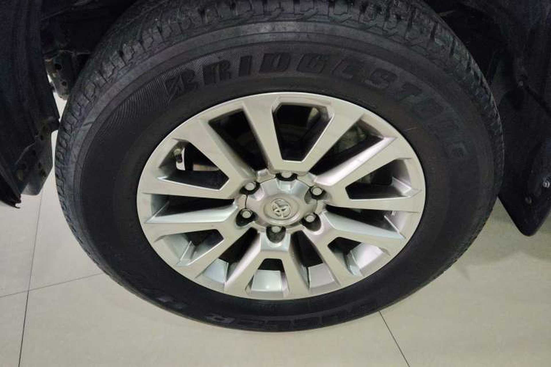 Used Toyota Prado 2019 4.0L TX-L Middle East Exterior 4