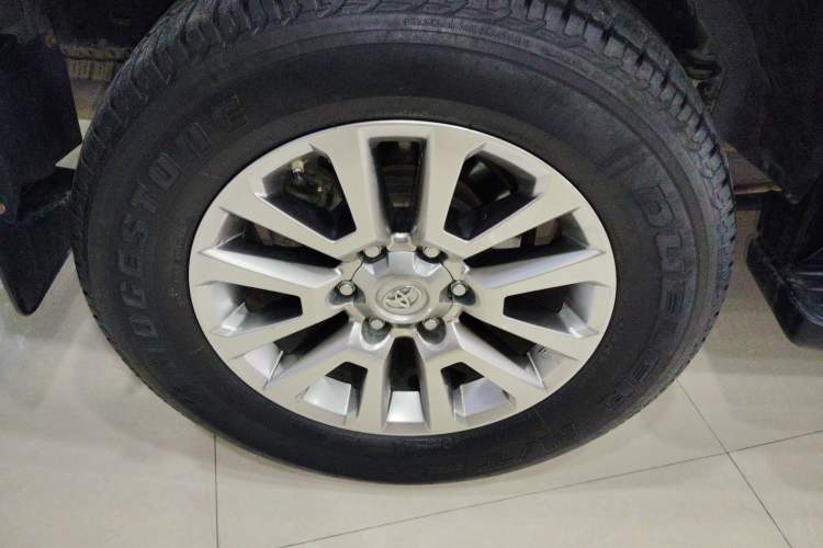 Used Toyota Prado 2019 4.0L TX-L Middle East Exterior 5