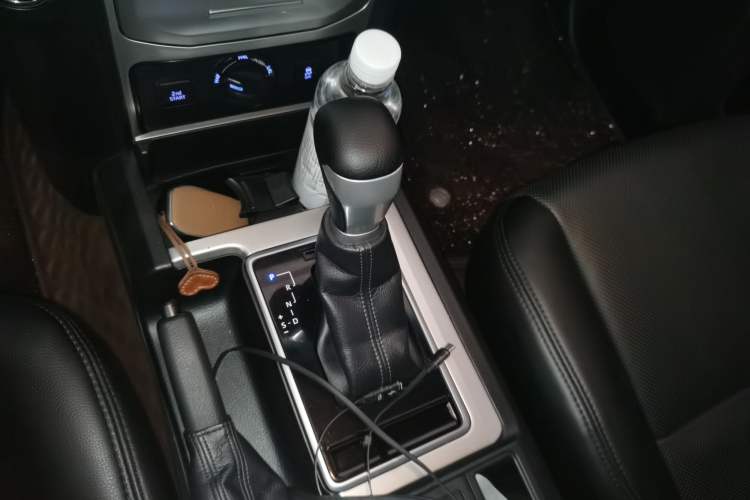 Used Toyota Prado 2019 2.7L TX-L Gasoline Parallel Import 7 Seats Gear Lever