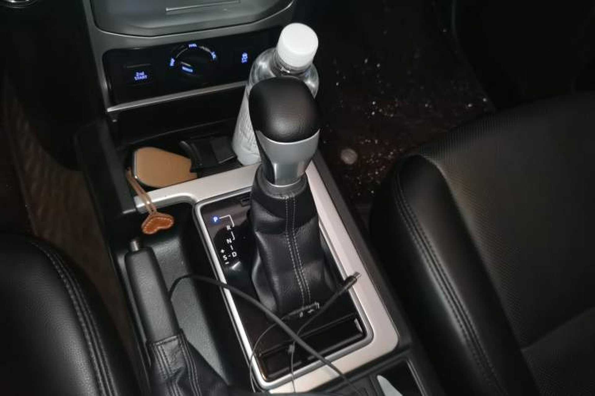 Used Toyota Prado 2019 2.7L TX-L Gasoline Parallel Import 7 Seats Gear Lever