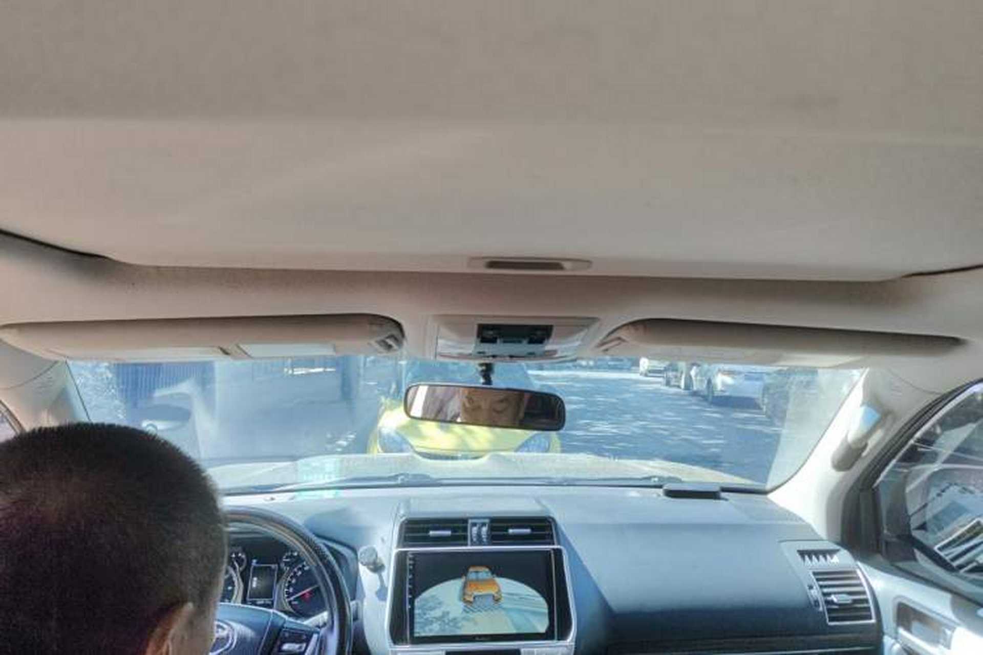 Used Toyota Prado 2019 2.7L VX External Mount – Middle East Headliner