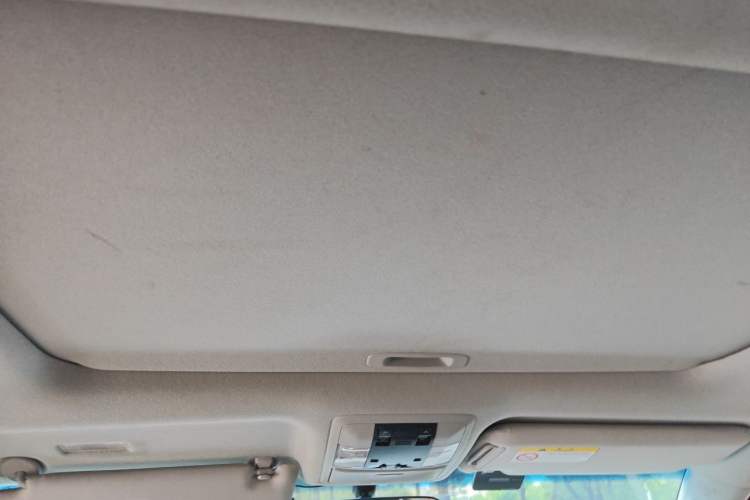 Used Toyota Prado 2019 3.5L Automatic TX-L Deluxe Edition with Rear-Mounted Spare Tire Headliner