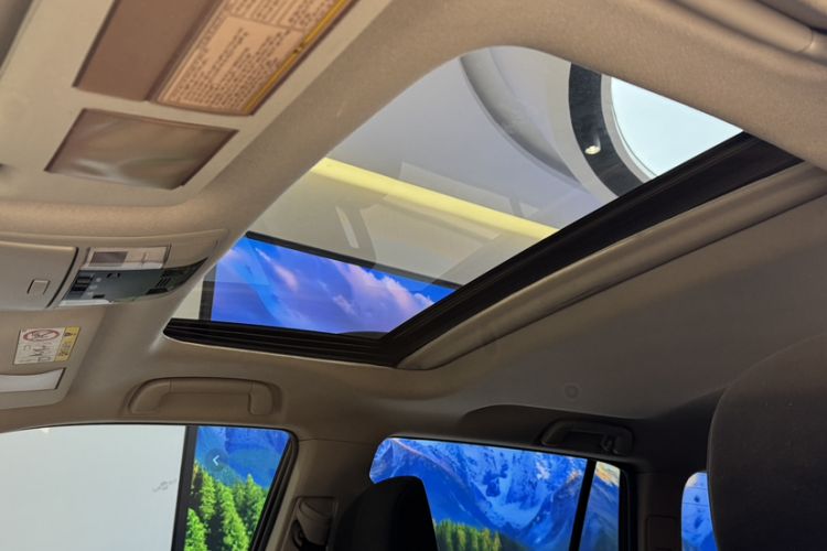 Used Toyota Prado 2019 2.7L TX Steel Wheels Underbody Mounting Sunroof – Middle East Interior 7