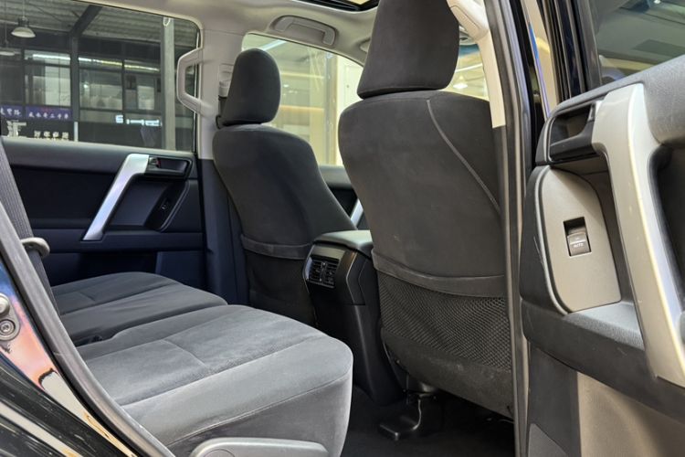 Used Toyota Prado 2019 2.7L TX Steel Wheels Underbody Mounting Sunroof – Middle East Interior 8