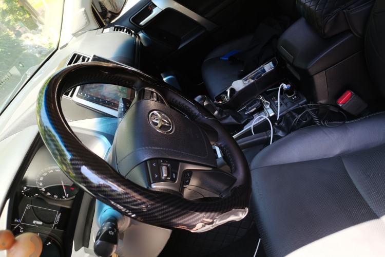 Used Toyota Prado 2019 3.5L Automatic TX-L Deluxe Edition with Rear-Mounted Spare Tire Left Front Seat