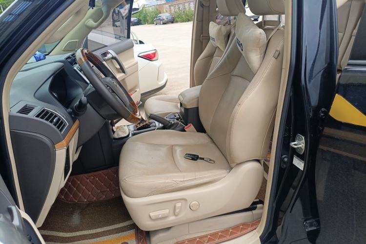 Used Toyota Prado 2019 3.5L Automatic TX-L Deluxe Edition Left Front Seat