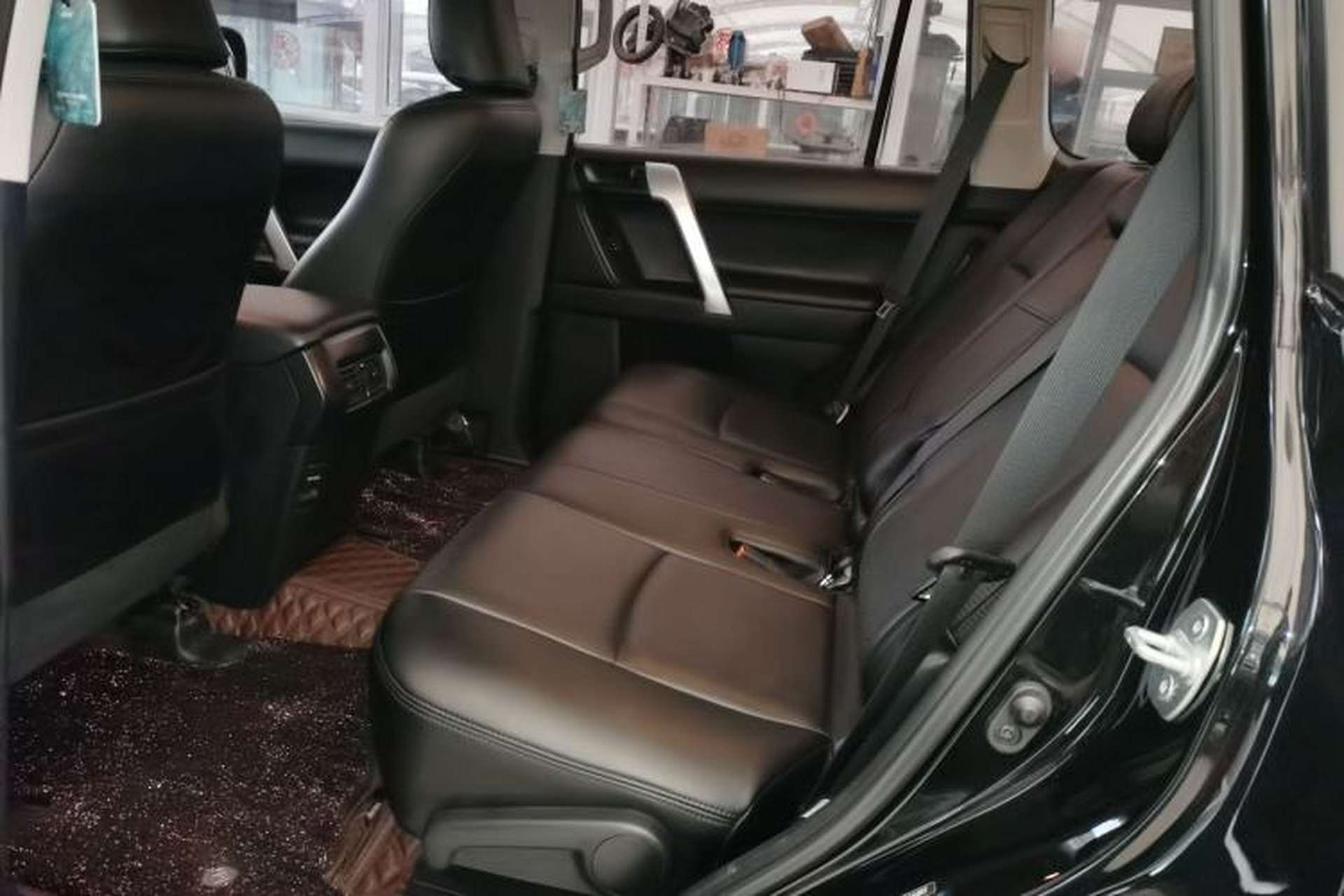 Used Toyota Prado 2019 2.7L TX-L Gasoline Parallel Import 7 Seats Left Rear Seat