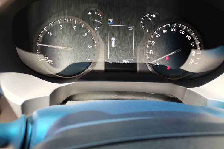 Used Toyota Prado 2019 3.5L Automatic TX-L Deluxe Edition with Rear-Mounted Spare Tire Odometer Close Up