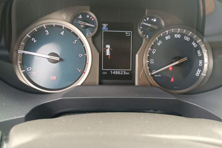 Used Toyota Prado 2019 3.5L Automatic TX-L Deluxe Edition Odometer Close Up