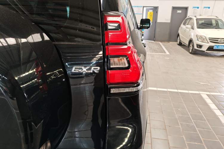 Used Toyota Prado 2019 4.0L TX-L Middle East Right Rear Taillight