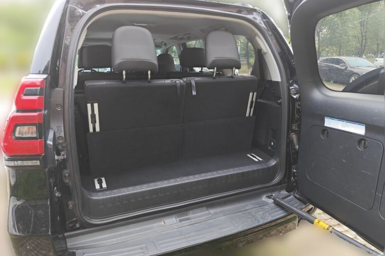 Used Toyota Prado 2019 3.5L Automatic TX-L Deluxe Edition with Rear-Mounted Spare Tire Trunk