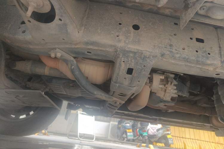 Used Toyota Prado 2019 3.5L Automatic TX-L Deluxe Edition with Rear-Mounted Spare Tire Chassis Front Left