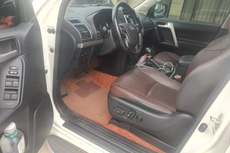 Used Toyota Prado 2019 3.5L Automatic TX-L Deluxe Edition with Rear-Mounted Spare Tire Driver Seat