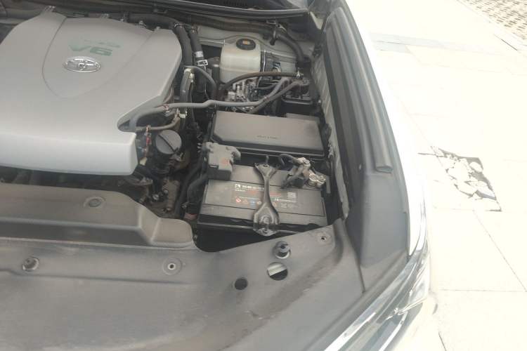 Used Toyota Prado 2019 3.5L Automatic TX-L Deluxe Edition with Rear-Mounted Spare Tire Engine Bay Left