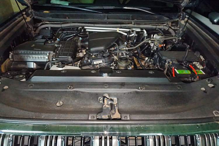 Used Toyota Prado 2019 2.7L TX-L Gasoline Parallel Import 7 Seats Engine Bay