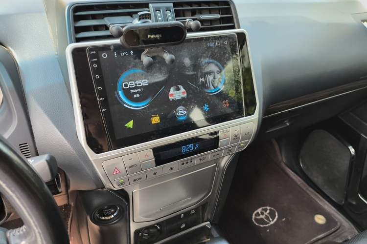 Used Toyota Prado 2019 3.5L Automatic TX-L Deluxe Edition with Rear-Mounted Spare Tire Audio And AC Panel