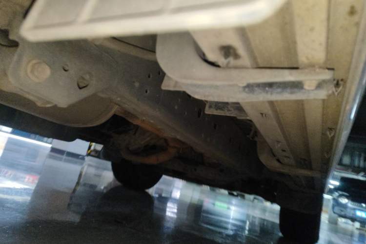 Used Toyota Prado 2019 3.5L Automatic TX-L Deluxe Edition with Rear-Mounted Spare Tire Chassis Rear Right