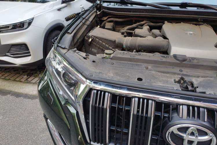 Used Toyota Prado 2019 3.5L Automatic TX-L Deluxe Edition Engine Bay Right