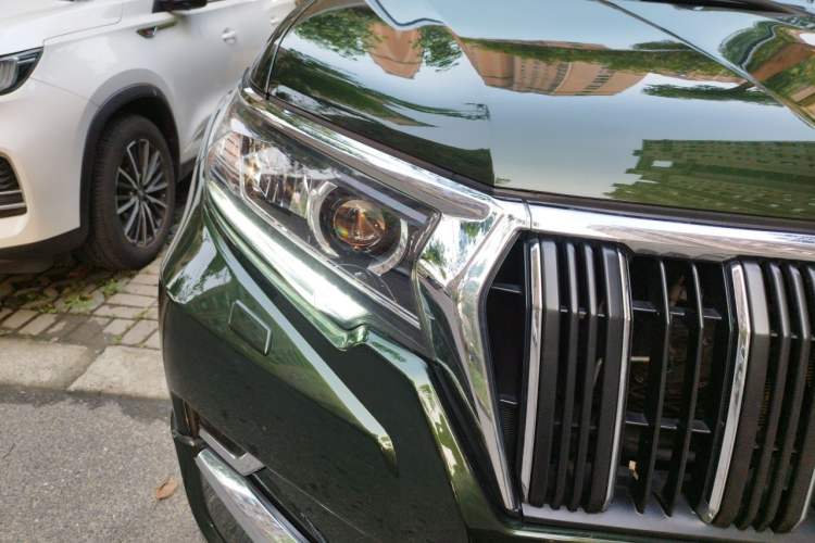 Used Toyota Prado 2019 3.5L Automatic TX-L Deluxe Edition Right Front Headlight