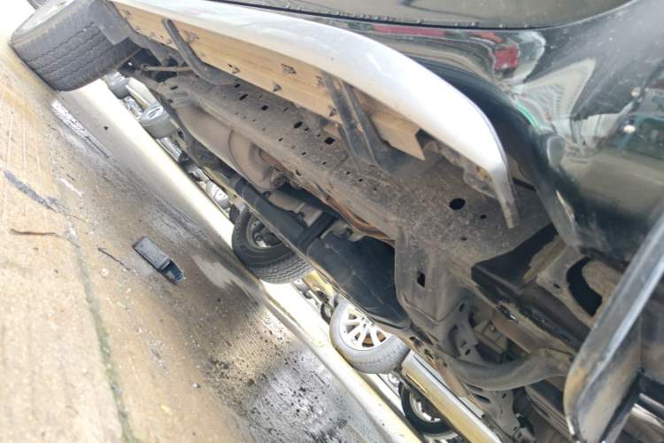 Used Toyota Prado 2019 3.5L Automatic TX-L Deluxe Edition Right Side Sill