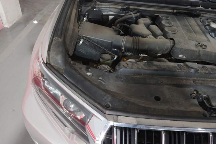 Used Toyota Prado  Engine Bay Right