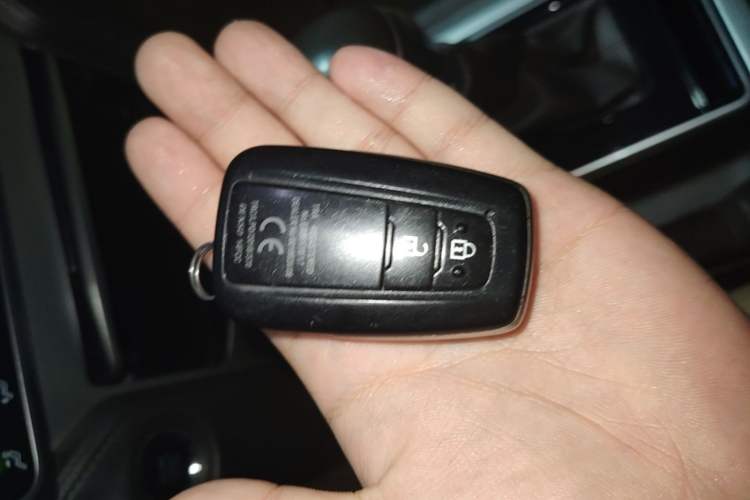 Used Toyota Prado  Vehicle Key
