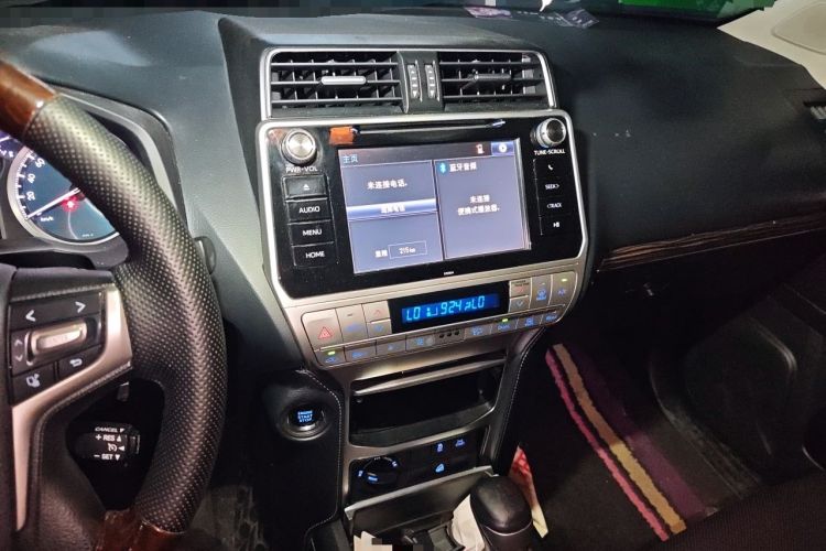 Used Toyota Prado 2019 3.5L Automatic TX-L Deluxe Edition with Rear-Mounted Spare Tire Audio And AC Panel