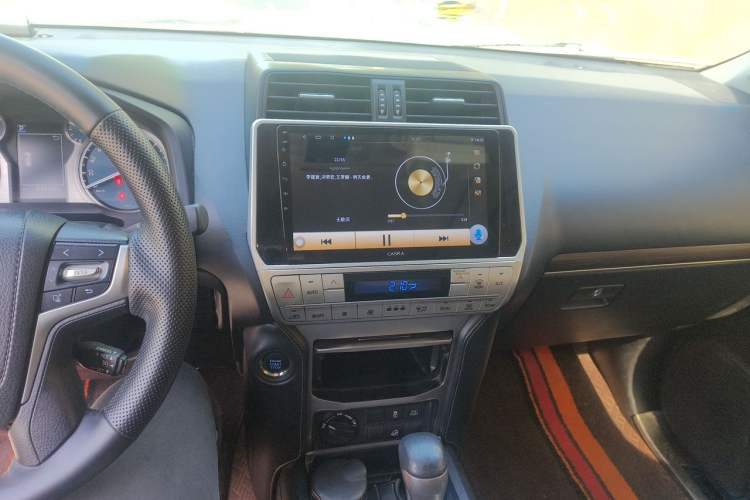 Used Toyota Prado 2019 3.5L Automatic TX-L Deluxe Edition with Rear-Mounted Spare Tire Audio And AC Panel