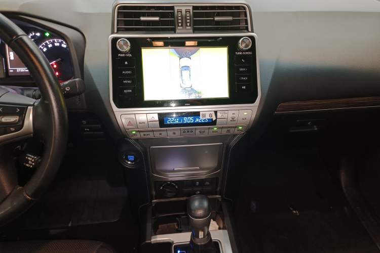 Used Toyota Prado 2019 3.5L Automatic TX-L Deluxe Edition with Rear-Mounted Spare Tire Audio And AC Panel