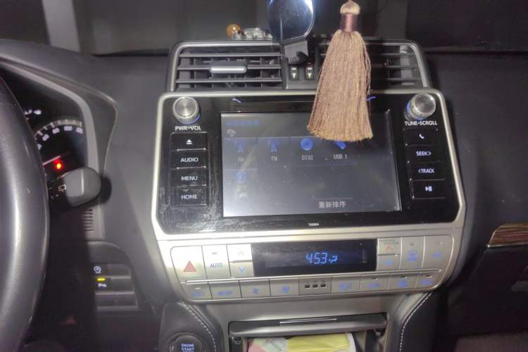 Used Toyota Prado 2019 3.5L Automatic TX-L Deluxe Edition with Rear-Mounted Spare Tire Audio And AC Panel