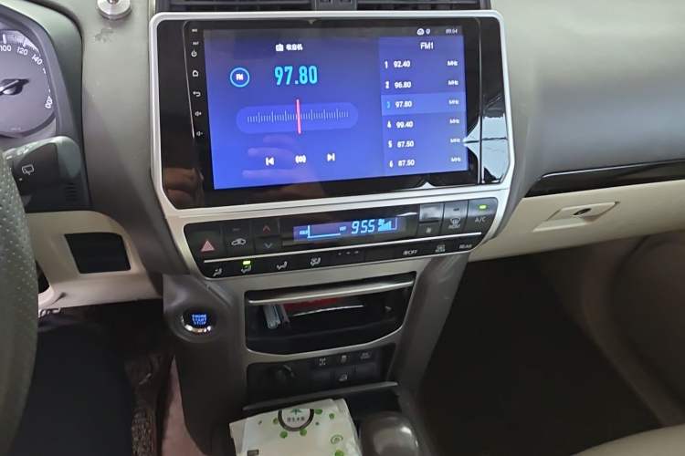 Used Toyota Prado  Audio And AC Panel