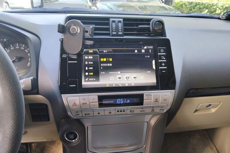 Used Toyota Prado  Audio And AC Panel