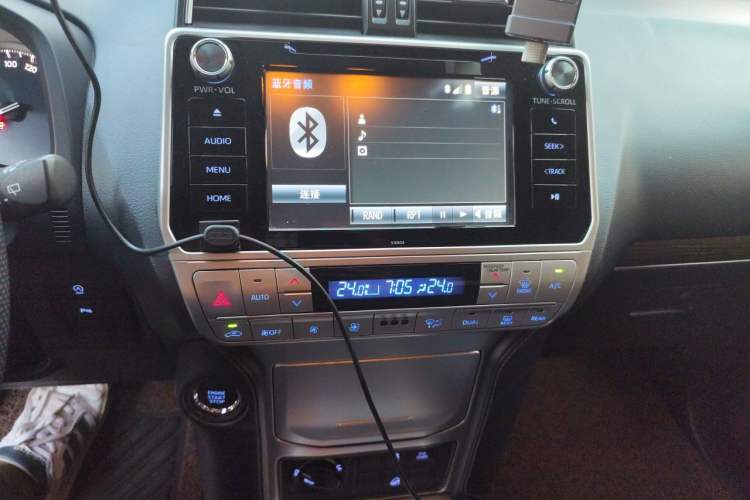 Used Toyota Prado 2019 3.5L Automatic TX-L Deluxe Edition Audio And AC Panel