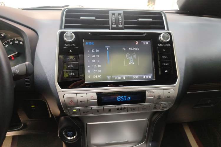 Used Toyota Prado 2019 3.5L Automatic TX-L Deluxe Edition with Rear-Mounted Spare Tire Audio And AC Panel