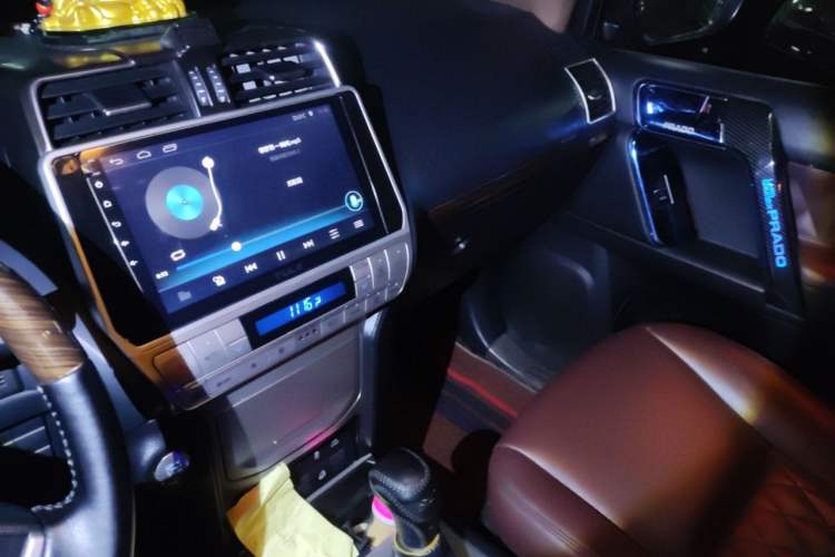 Used Toyota Prado  Audio And AC Panel