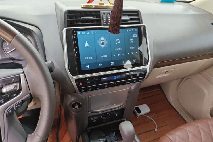 Used Toyota Prado  Audio And AC Panel