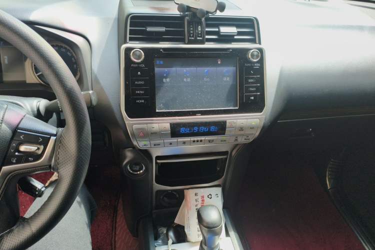 Used Toyota Prado 2019 3.5L Automatic TX-L Deluxe Edition with Rear-Mounted Spare Tire Audio And AC Panel